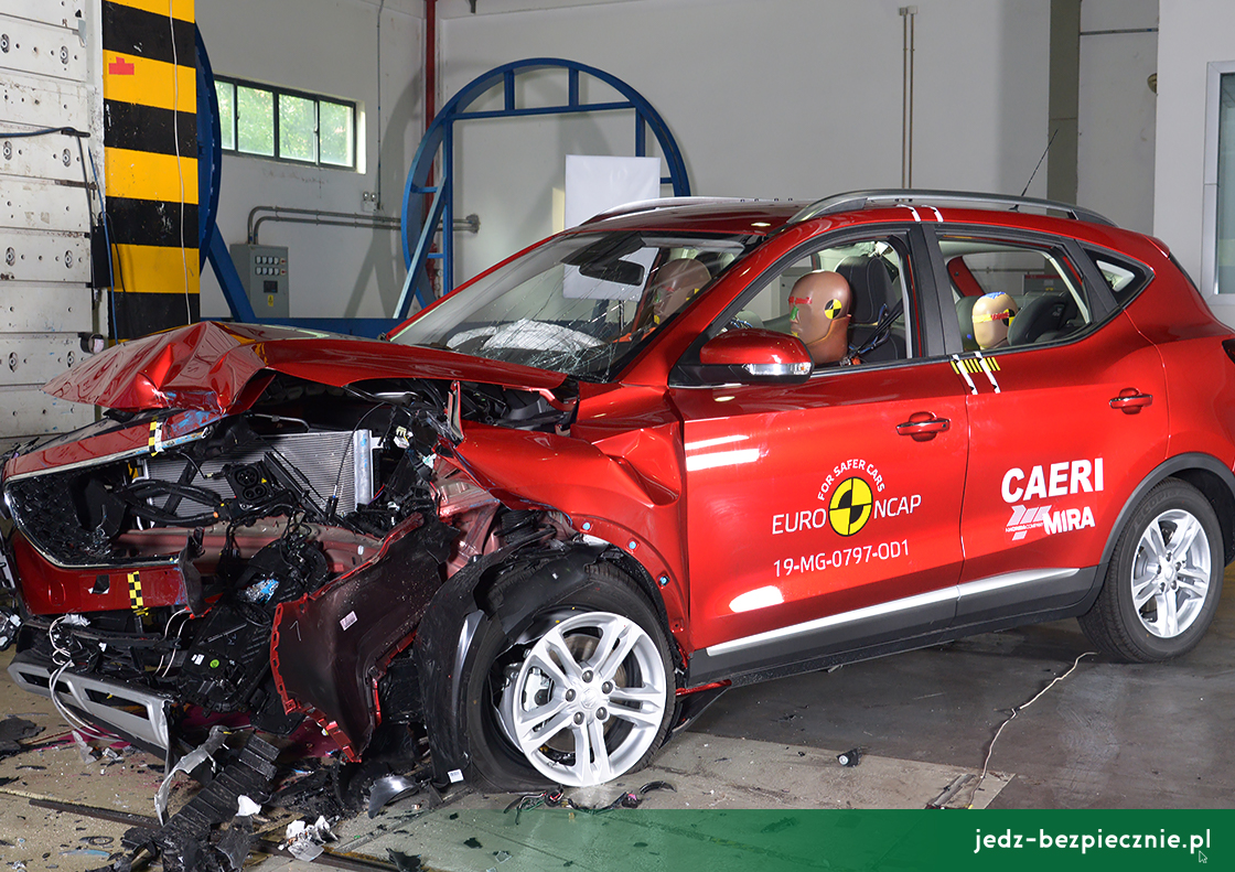 Testy zderzeniowe Euro NCAP - MG ZS EV - uderzenie w przeszkod odksztacaln