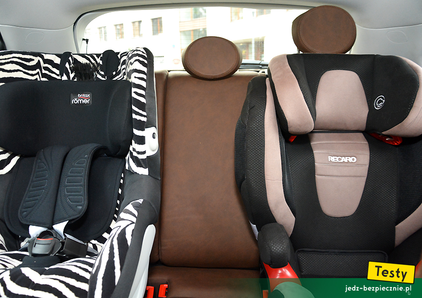 Testy - Fiat 500X - podróż dziecka na środkowym miejscu kanapy bez fotelika