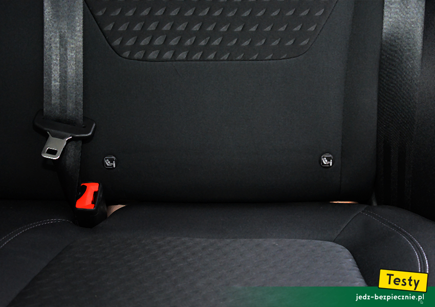 TESTY | Ford Fiesta VIII | Wyposażenie samochodu - mocowania Isofix na skrajnych miejscach kanapy