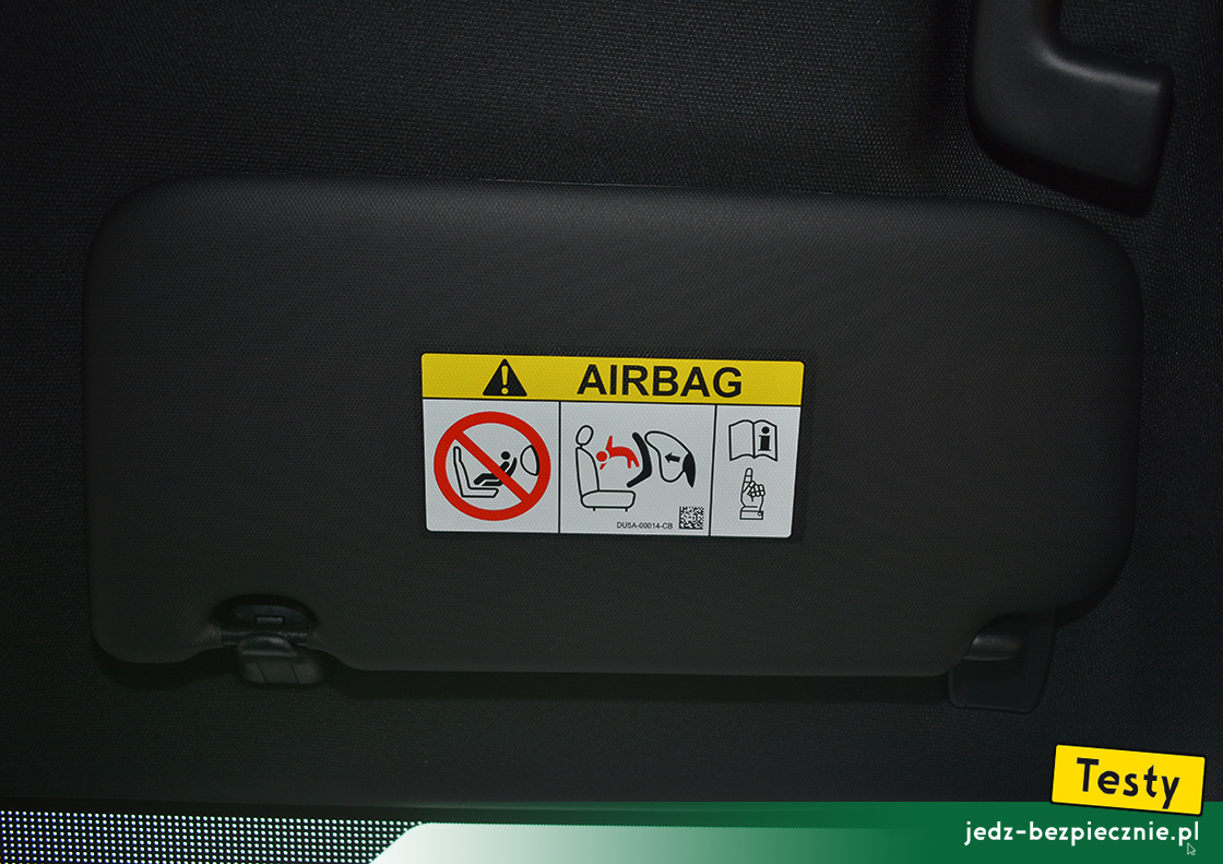 Testy - Ford Focus IV kombi Active - ostrzeżenie przed montażem fotelika dziecięcego przy aktywnej poduszce powietrznej pasażera