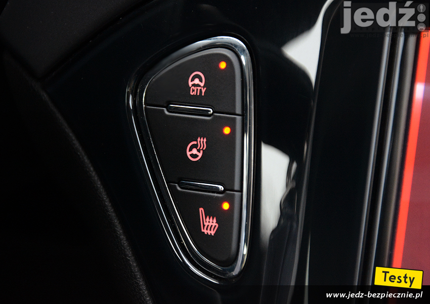 TESTY | Opel Corsa E - zalety, wspomaganie kierownicy, City
