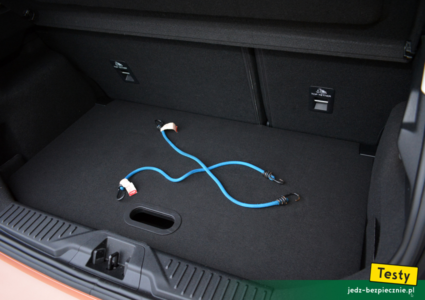www.jedz-bezpiecznie.pl | Ford Fiesta VIII 5d - brak uchwytďż˝w do siatki lub linek w bagaďż˝niku