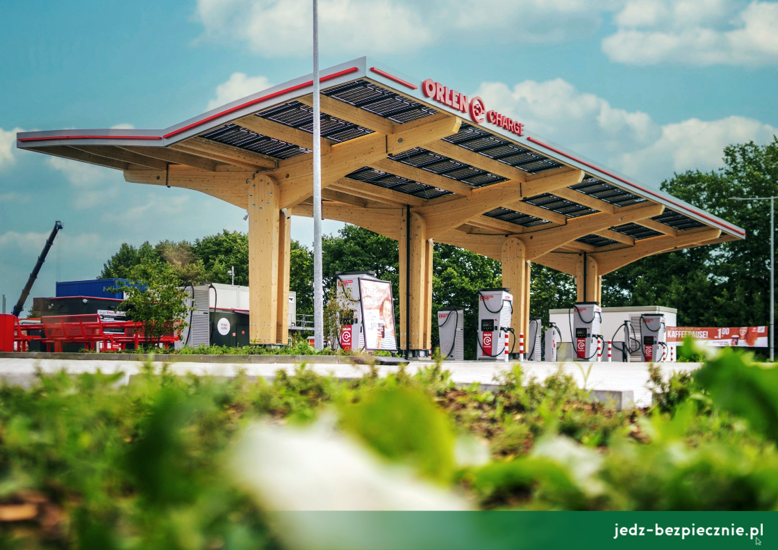 Hub Orlen Charge przy autostradzie A23 w Niemczech