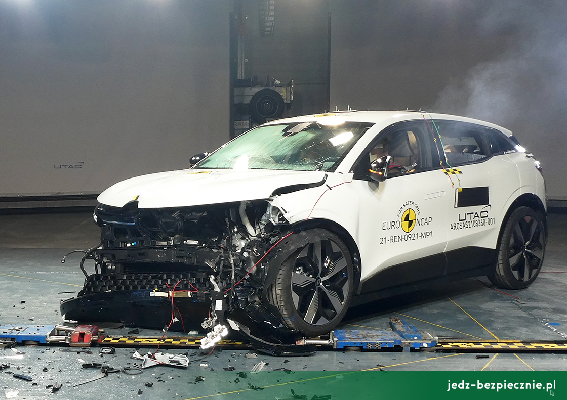 TESTY ZDERZENIOWE EURO NCAP | Renault Megane E-Tech EV - próba zderzenia czołowego z przeszkodą stałą
