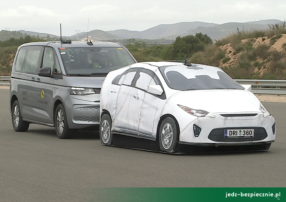 TESTY ZDERZENIOWE EURO NCAP | Volkswagen Multivan - ocena działania autonomicznego układu hamowania awaryjnego przed przeszkodą