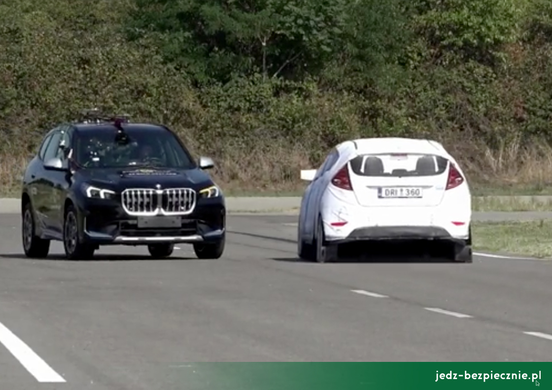 TESTY ZDERZENIOWE EURO NCAP | BMW X1 - ocena efektywności działania systemu autonomicznego hamowania awaryjnego podczas skrętu w lewo