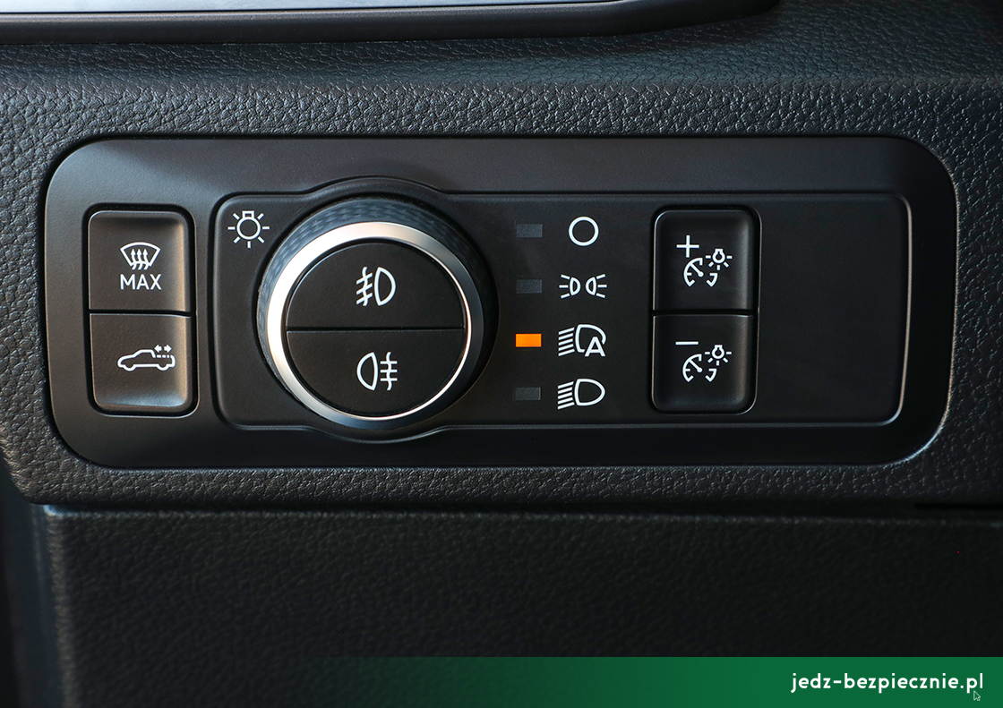 Premiera tygodnia - Volkswagen Amarok II - przycisk do otwierania żaluzji skrzyni ładunkowej