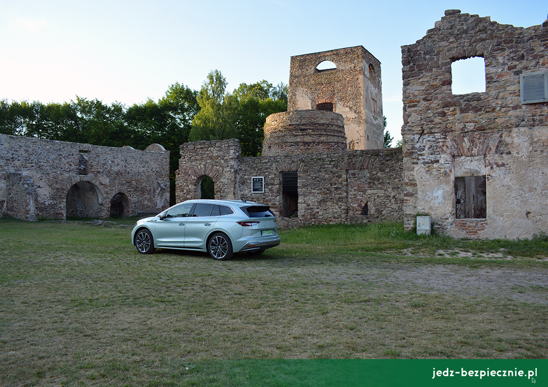 KARTKA Z PODRÓŹY | Ruiny huty Józef w Samsonowie, podróż elektrykiem Skoda Enyaq