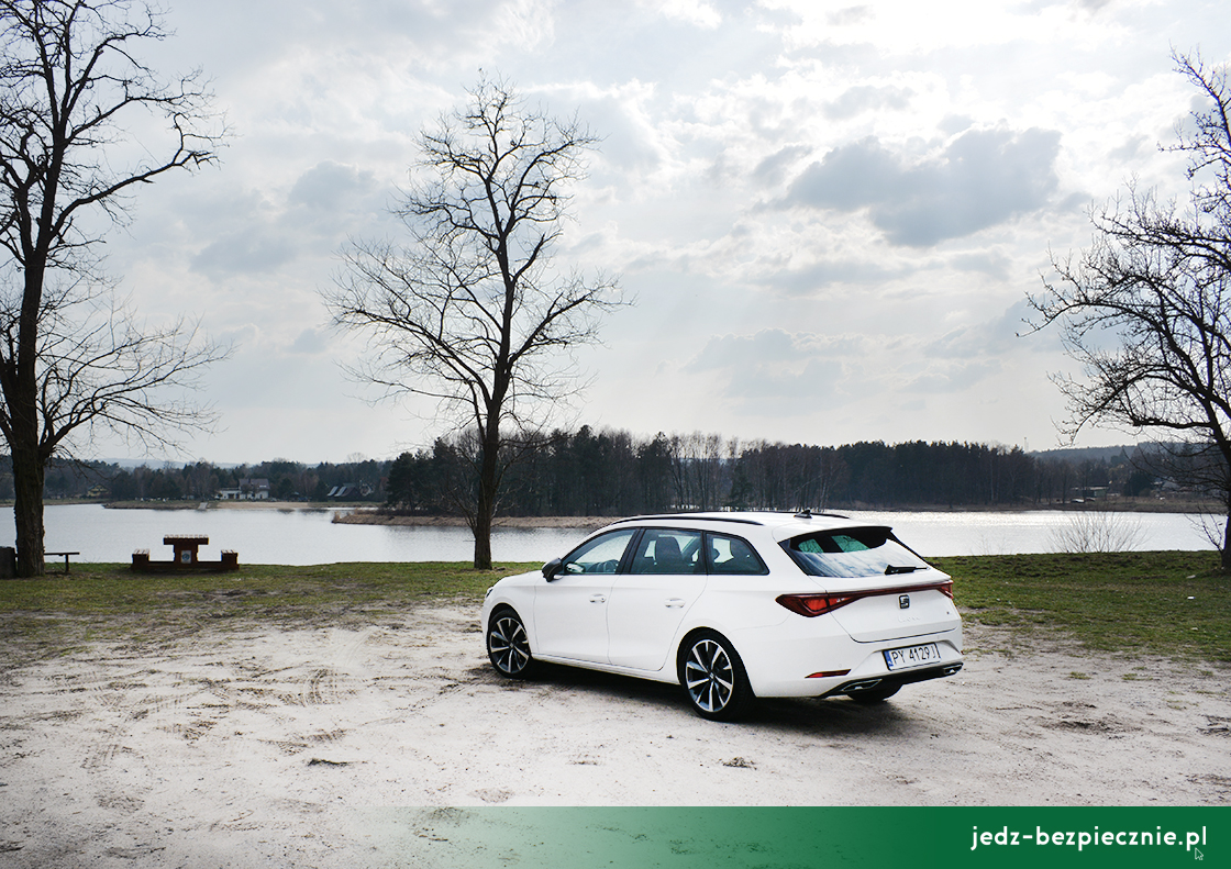 KARTKA Z PODRÓŹY | Zalew w Suchedniowie, SEAT Leon Sportstourer | Jedź Bezpiecznie