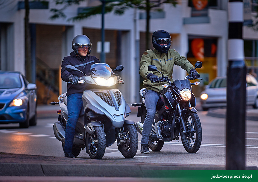 Działająca sygnalizacja jednośladu zwiększa bezpieczeństwo motocyklisty