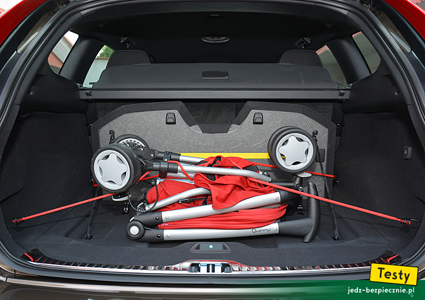 TESTY | Volvo XC60 - rozkładana przegroda bagażnika, wózek dziecięcy