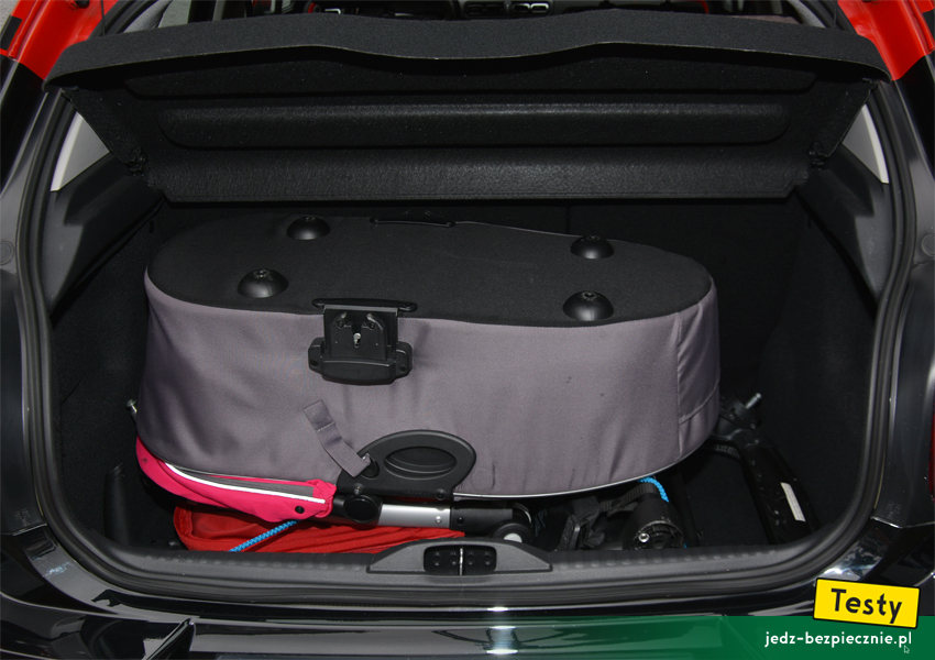TESTY | Citroen C3 III - próby z pakowaniem do bagażnika dwóch wózków dziecięcych
