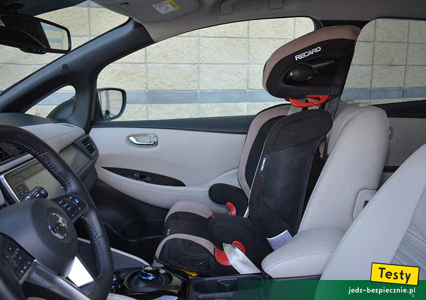 Testy - Nissan LEAF II - montaż fotelika dziecięcego, przodem do kierunku jazdy, fotel pasażera, Isofix, Recaro
