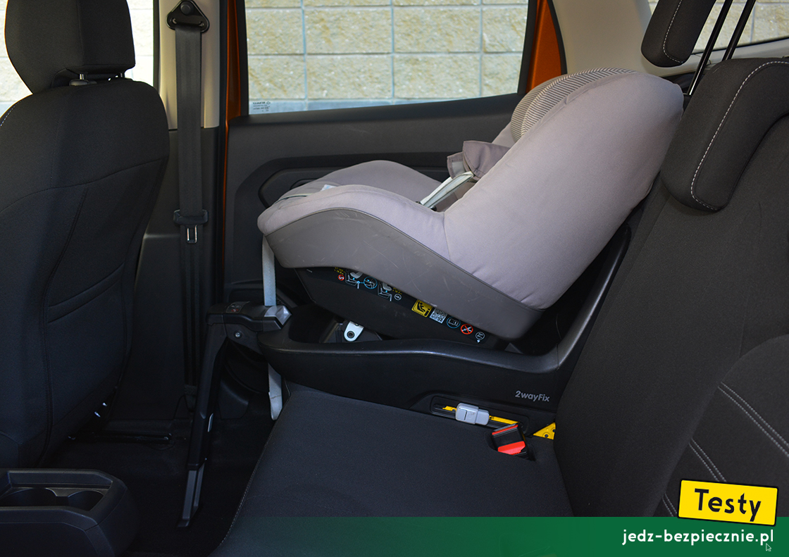Testy - Dacia Duster II 2WD - próby z montażem fotelików dziecięcych