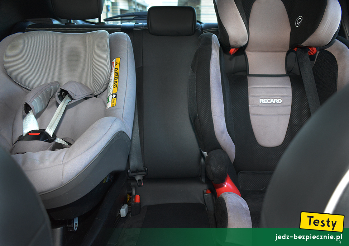 Testy - Nissan Juke - dziecko bez fotelika na środku kanapy