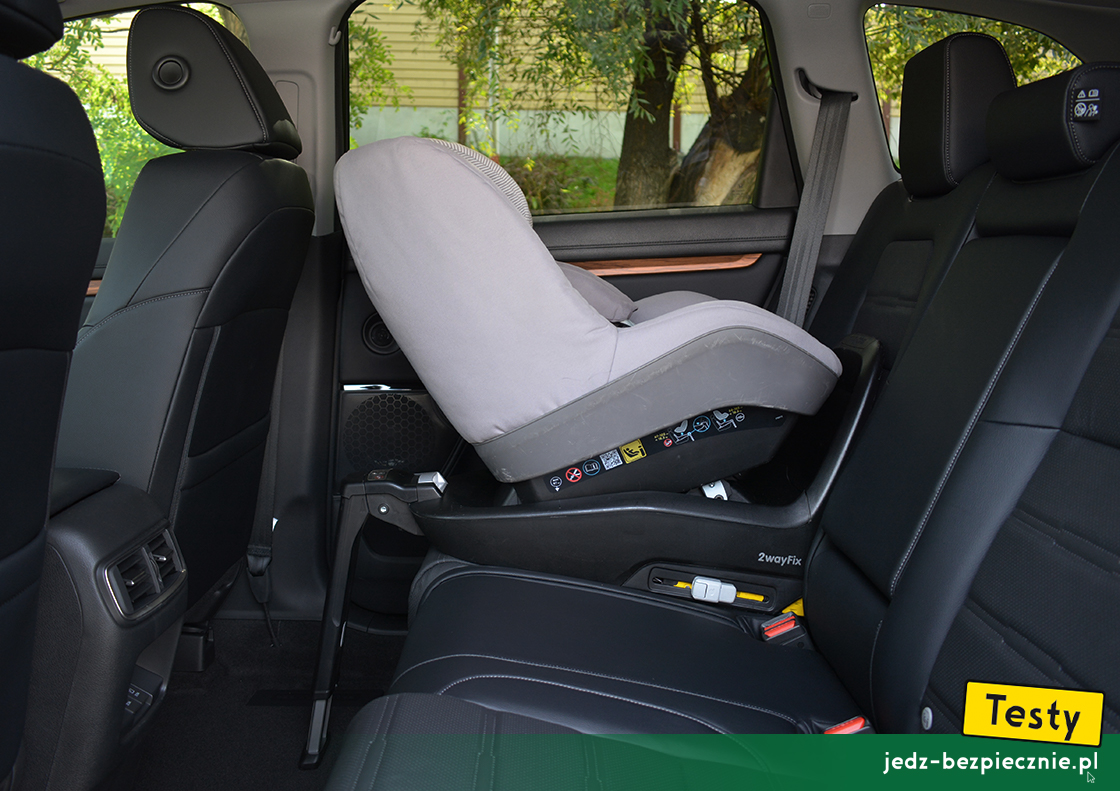 TESTY | Honda CR-V V Hybrid AWD | próba z fotelikiem dziecięcym Maxi-Cosi 2WayPearl, tyłem do kierunku jazdy, kanapa