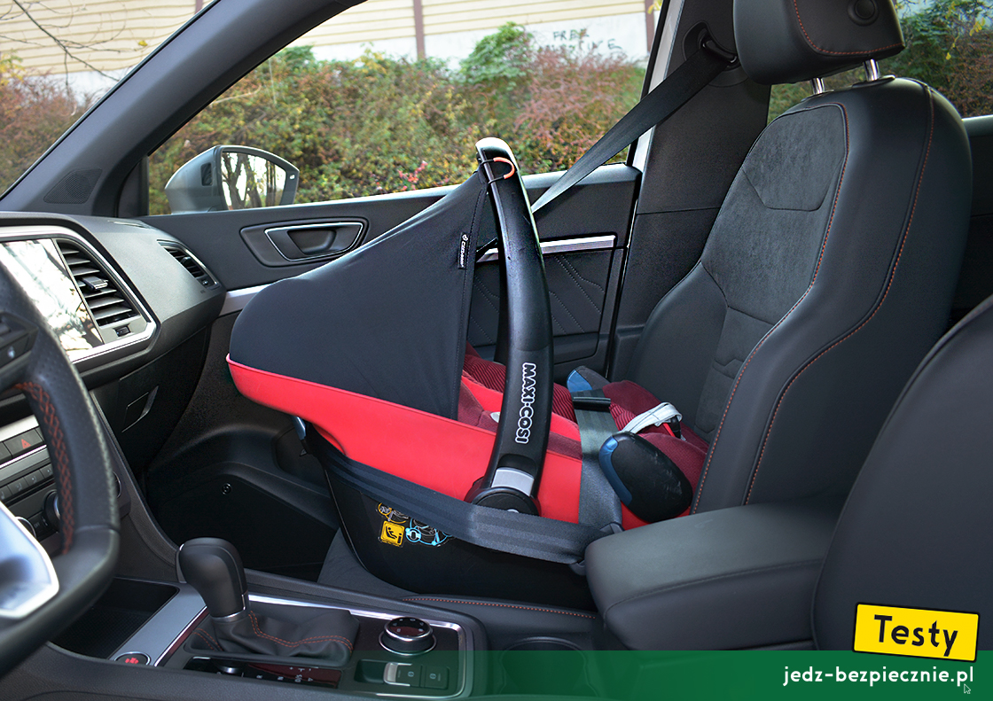 Testy - SEAT Ateca 4Drive facelifting - montaż fotelika dziecięcego, fotel pasażera, przodem do kierunku jazdy, pas bezpieczeństwa, poduszka powietrzna, dezaktywacja