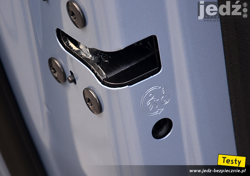 Testy - Citroen Grand C4 Picasso - blokada otwarcia tylnych drzwi od środka