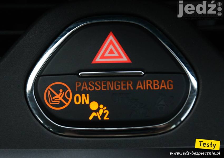 TESTY | Opel Corsa E - sygnalizacja aktywnej poduszki powietrznej pasażera, ON