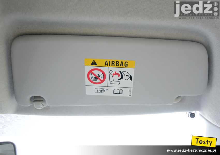TESTY | Opel Corsa E - osłona przeciwsłoneczna pasażera, ostrzeżenie, aktywna poduszka, fotelik tyłem do kierunku jazdy