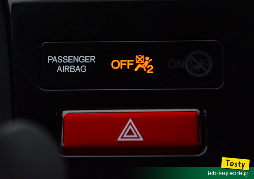 Testy - Honda Jazz III - sygnalizacja aktywnej poduszki powietrznej pasażera, OFF