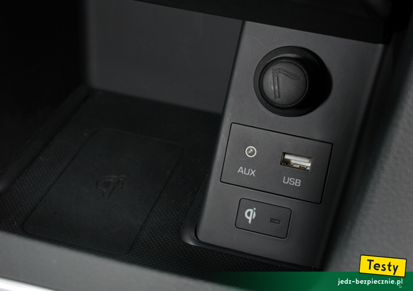 TESTY | Hyundai i30 III hatchback | Wyposażenie samochodu - klimatyzacja + audio