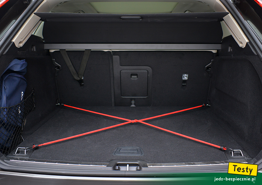 www.jedz-bezpiecznie.pl | Volvo XC60 II AWD Polestar - mocowanie bagażu