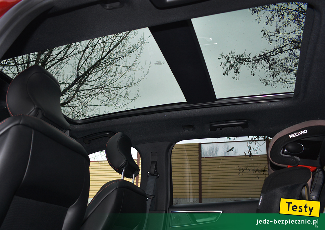 Testy - Ford Edge II facelifting - panoramiczny, otwierany dach i przyciemniane szyby