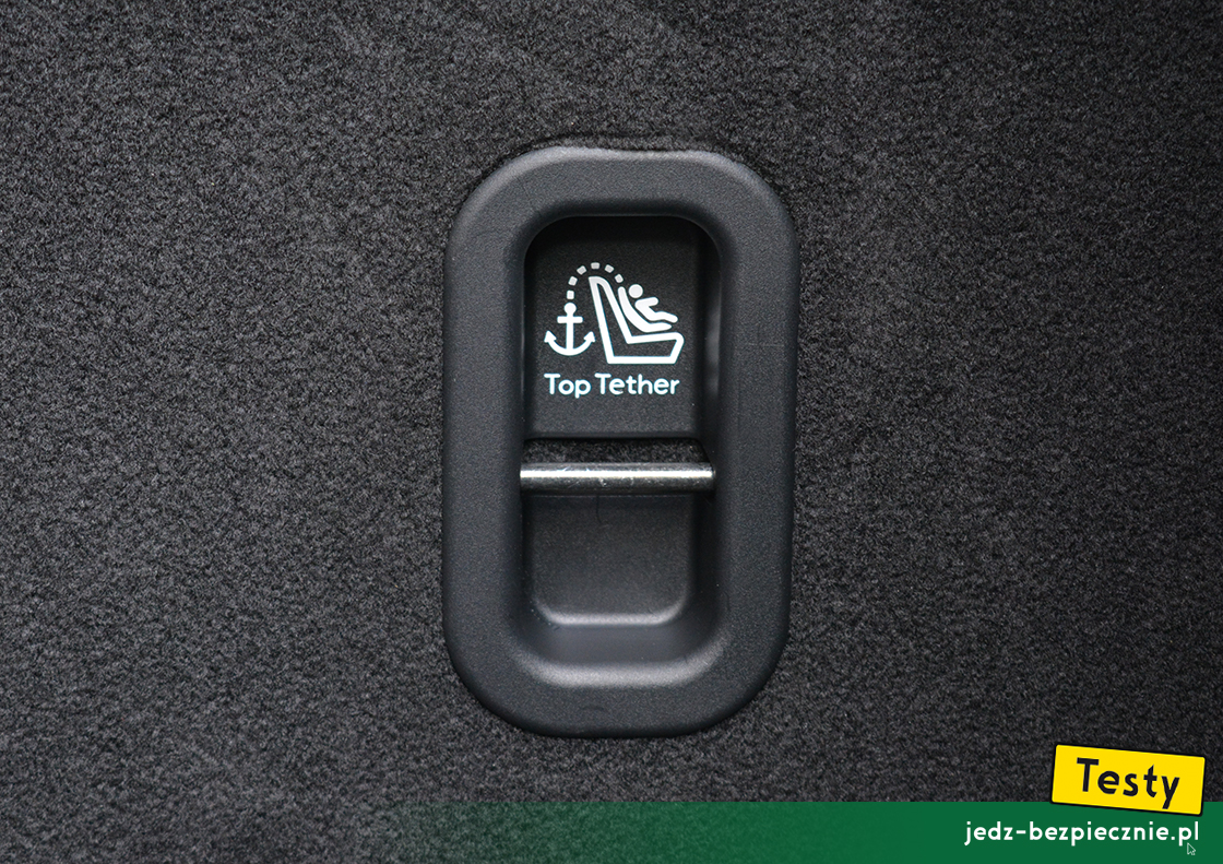 TESTY | Mazda MX-30 - dodatkowy punkt kotwiczenia fotelika dziecięcego typu Isofix, top-tether