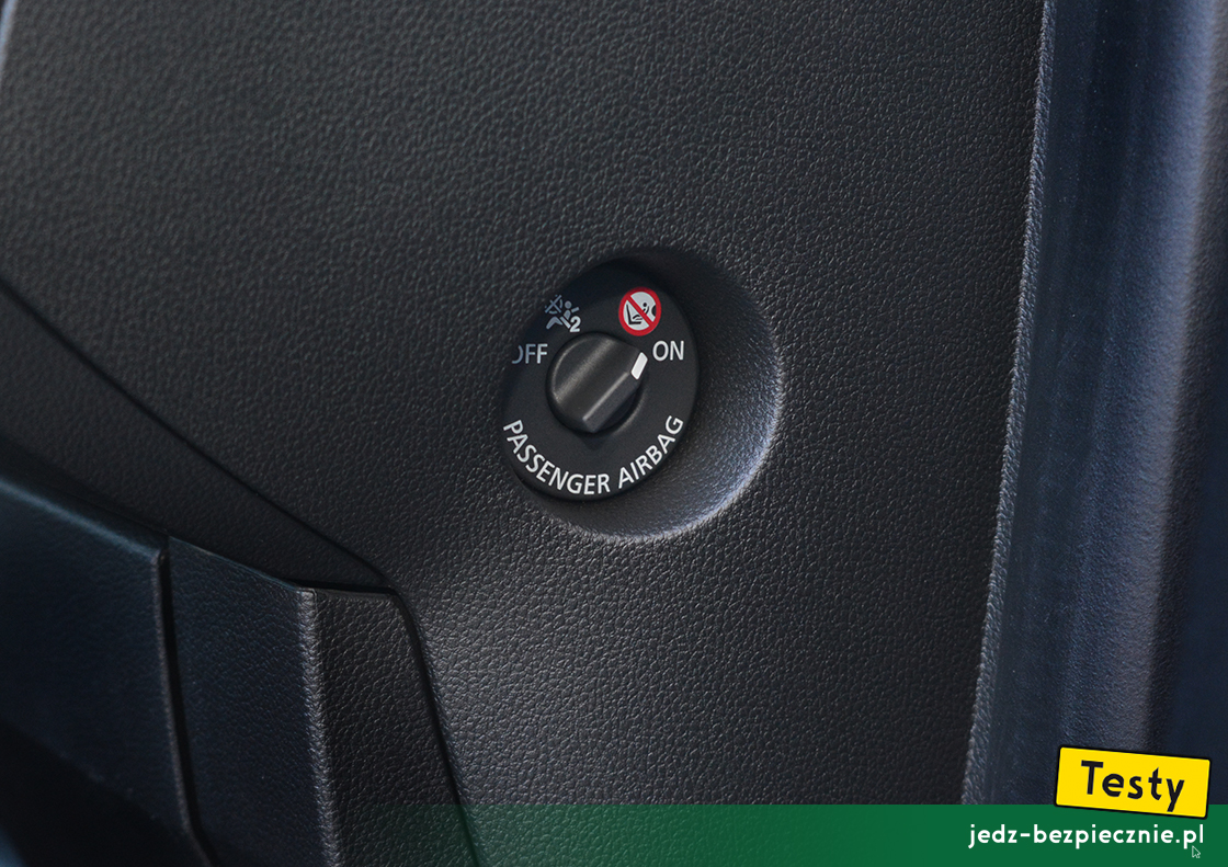 TESTY | Dacia Sandero III LPG - wyłącznik przedniej poduszki powietrznej pasażera, fotelik dziecięcy tyłem do kierunku jazdy