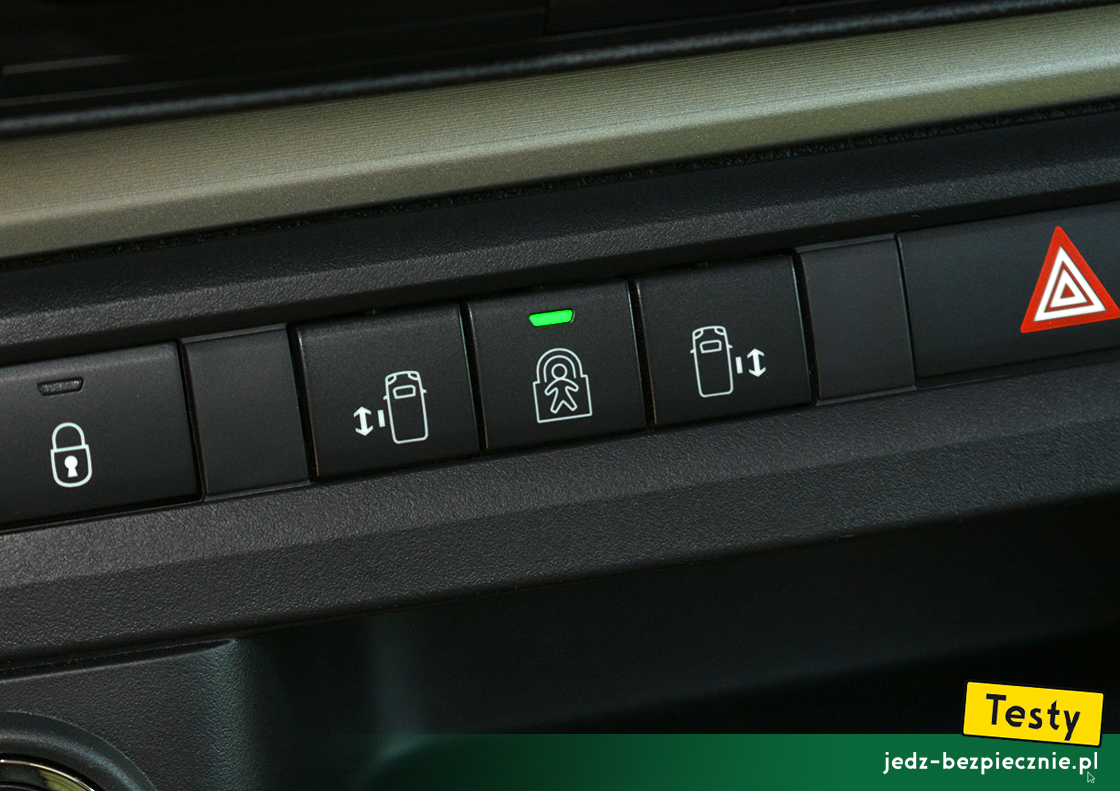 Testy - Peugeot e-Traveller - blokada możliwości otwarcia drzwi przesuwanych od środka