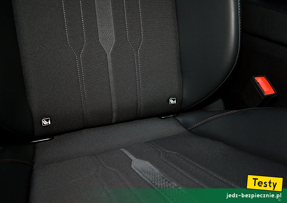 Testy - Cupra Leon e-Hybrid hatchback - Isofix fotel pasażera