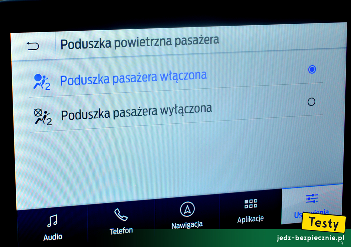 Testy - Ford Kuga III plug-in - wyłącznik poduszki powietrznej pasażera, fotelik dziecięcy tyłem do kierunku jazdy