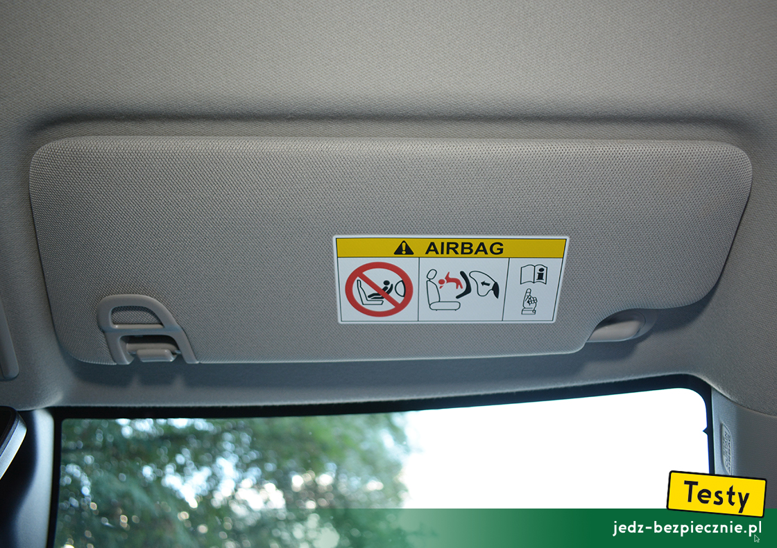 Testy - Honda HR-V e:HEV - ostrzeżenie na osłonie przeciwsłonecznej, aktywna poduszka powietrzna, fotelik dziecięcy, tyłem do kierunku jazdy