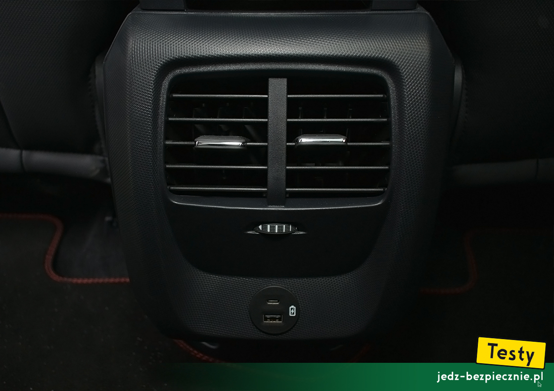 Testy - Ford Mustang Mach-E AWD - nawiewy klimatyzacji + audio usb