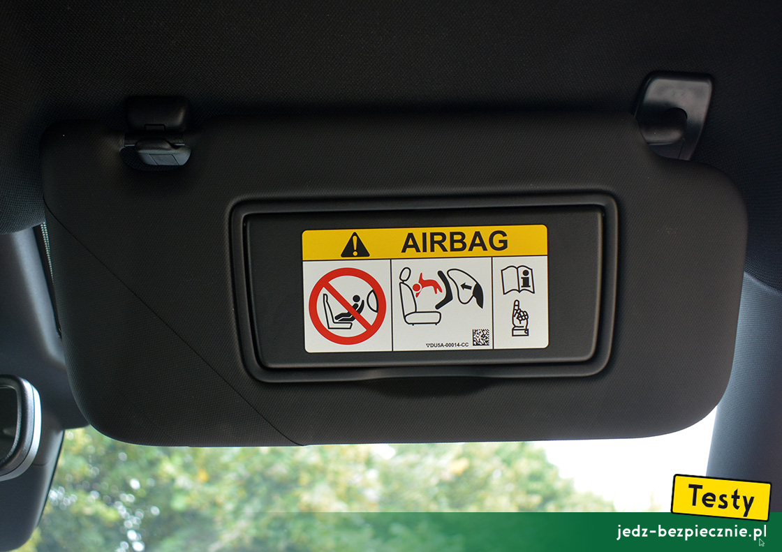 TESTY | Ford Puma mild hybrid facelifting | osłona przeciwsłoneczna pasażera