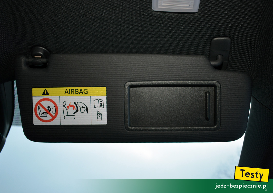 TESTY | Volkswagen ID.7 | ostrzeżenie na osłonie przeciwsłonecznej