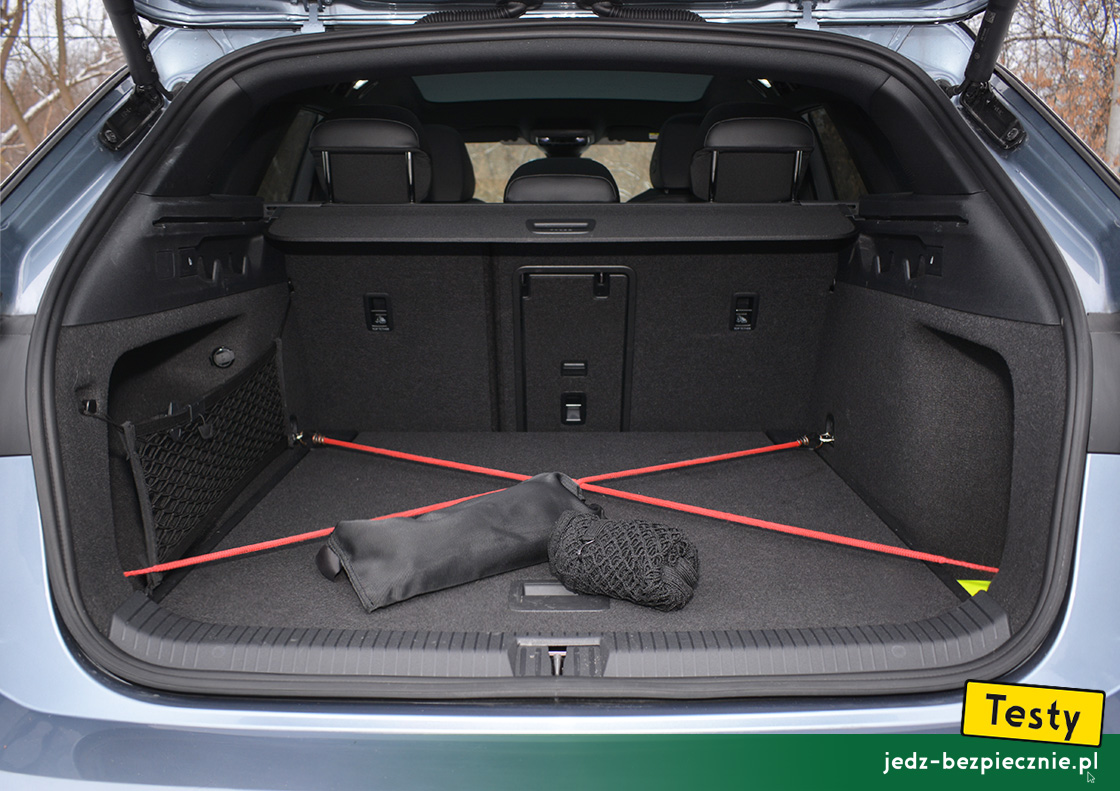 TESTY | Volkswagen ID.7 | linki i siatki do zabezpieczenia rzeczy w bagażniku