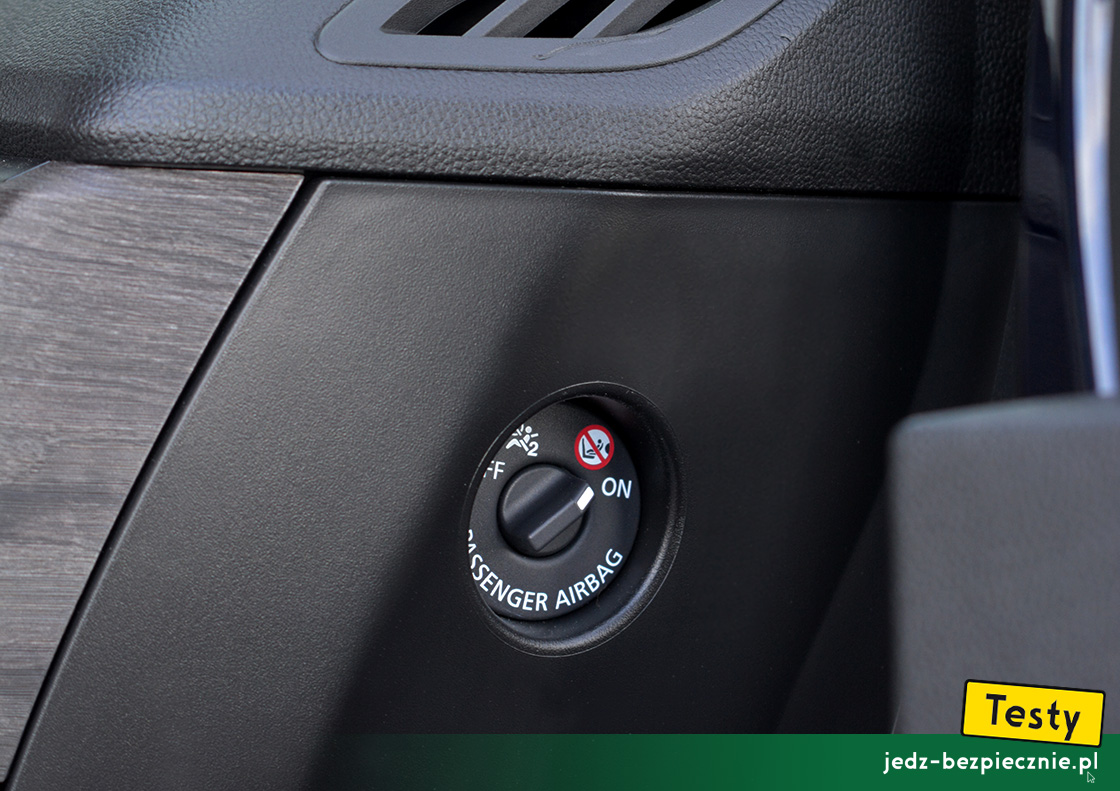 TESTY | Renault Grand Kangoo | przełącznik do zmiany statusu przedniej poduszki powietrznej pasażera