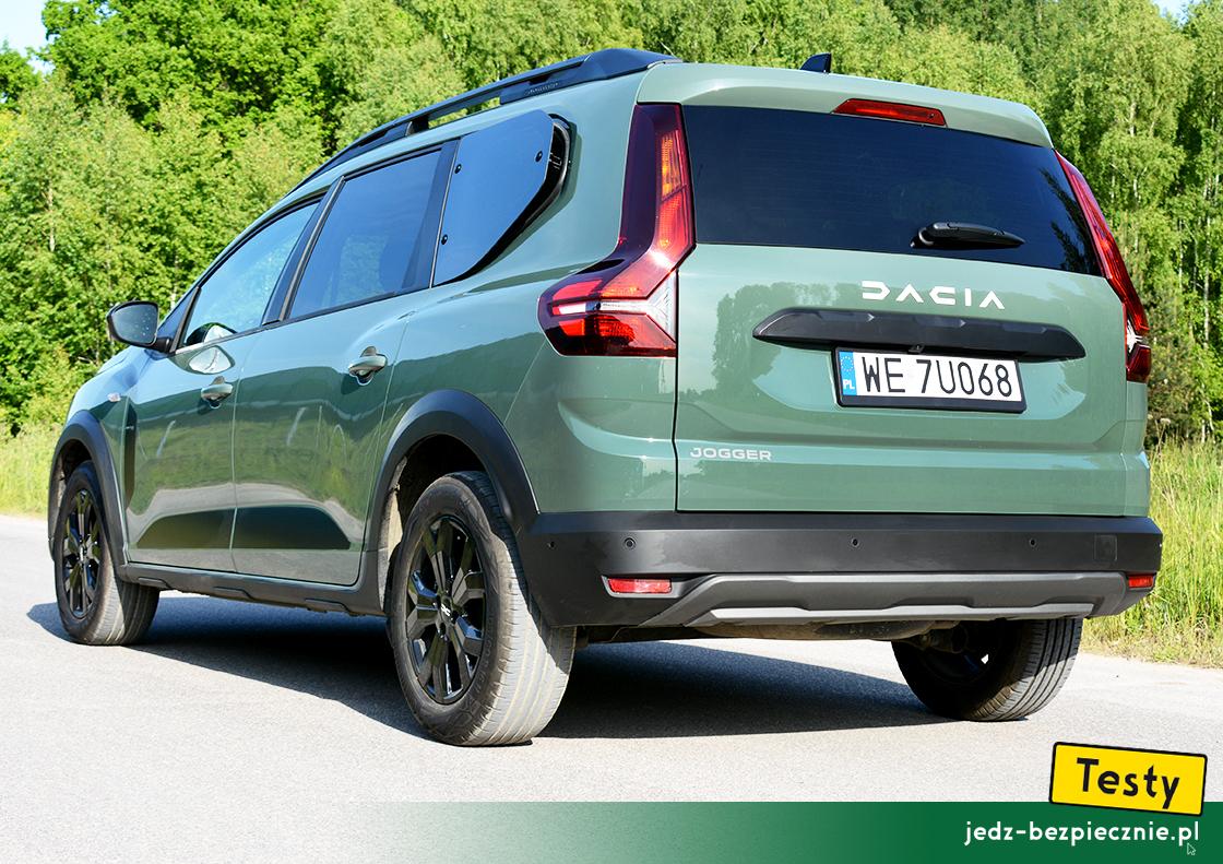 TESTY | Dacia Jogger 7-osobowa LPG - tył siedmioosobowego kombi z podwójnym zasilaniem silnika