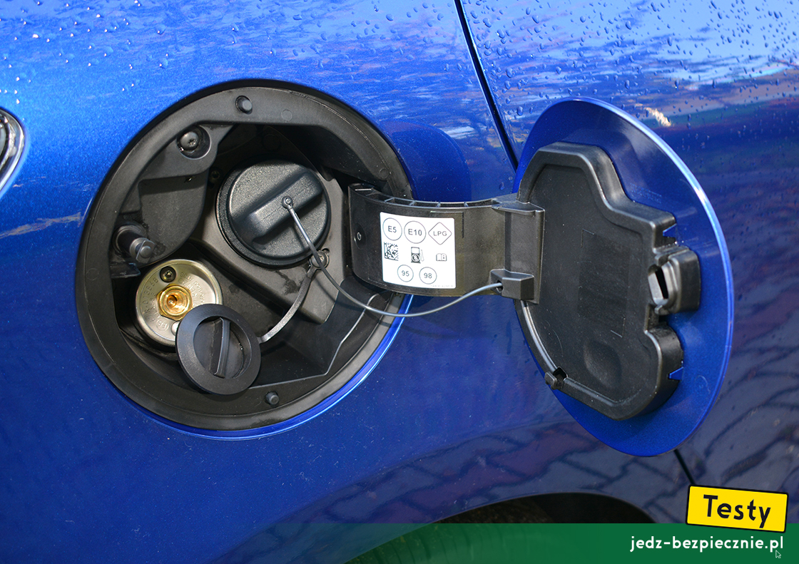 TESTY | Renault Clio V LPG facelifting - wlew paliwa i złącze do tankowania LPG