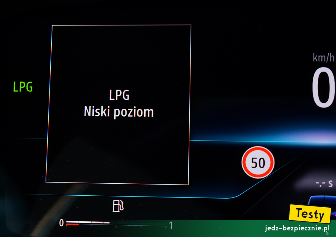TESTY | Renault Clio V LPG facelifting - informacja o niskim stanie LPG, cyfrowy zestaw zegarów