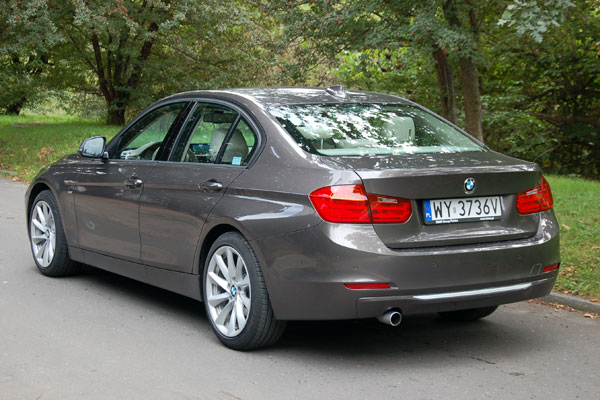 Testy - BMW serii 3 - tył samochodu
