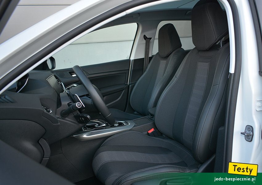 TESTY | Peugeot 308 - fotele kierowcy i pasażera, wersja wyposażenia Allure