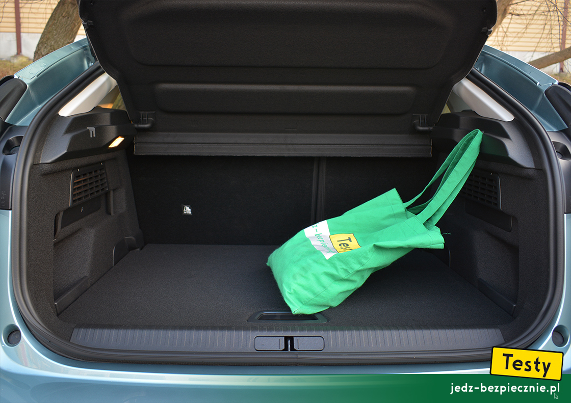 TESTY | Citroen e-C4 III - bagażnik 380 litrów z podwójną podłogą