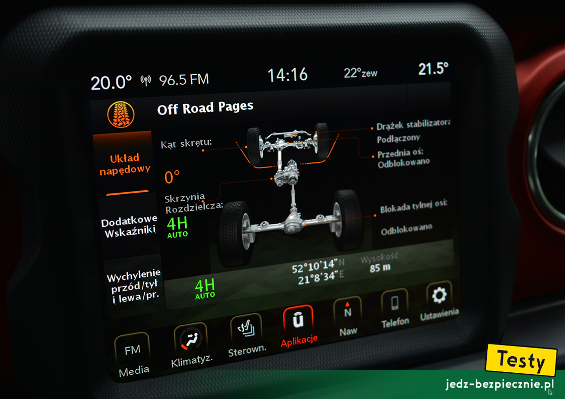 Testy - Jeep Wrangler JL - panel z informacją o wybranych ustawieniach napędu