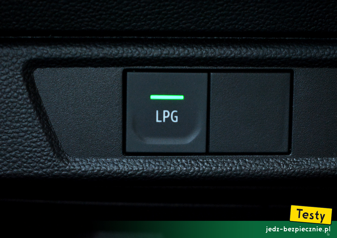 Testy - Dacia Jogger 5-osobowa - przycisk zmiany rodzaju paliwa, LPG, benzyna