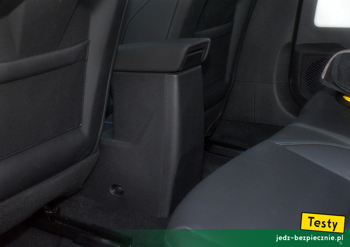Testy - Renault Clio V hatchback - Plusy i minusy - Komfort podróży na kanapie