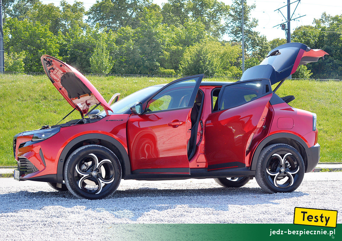 Testy - Alfa Romeo Junior hybrid - plusy i minusy, podsumowanie, zużycie paliwa, osiągi