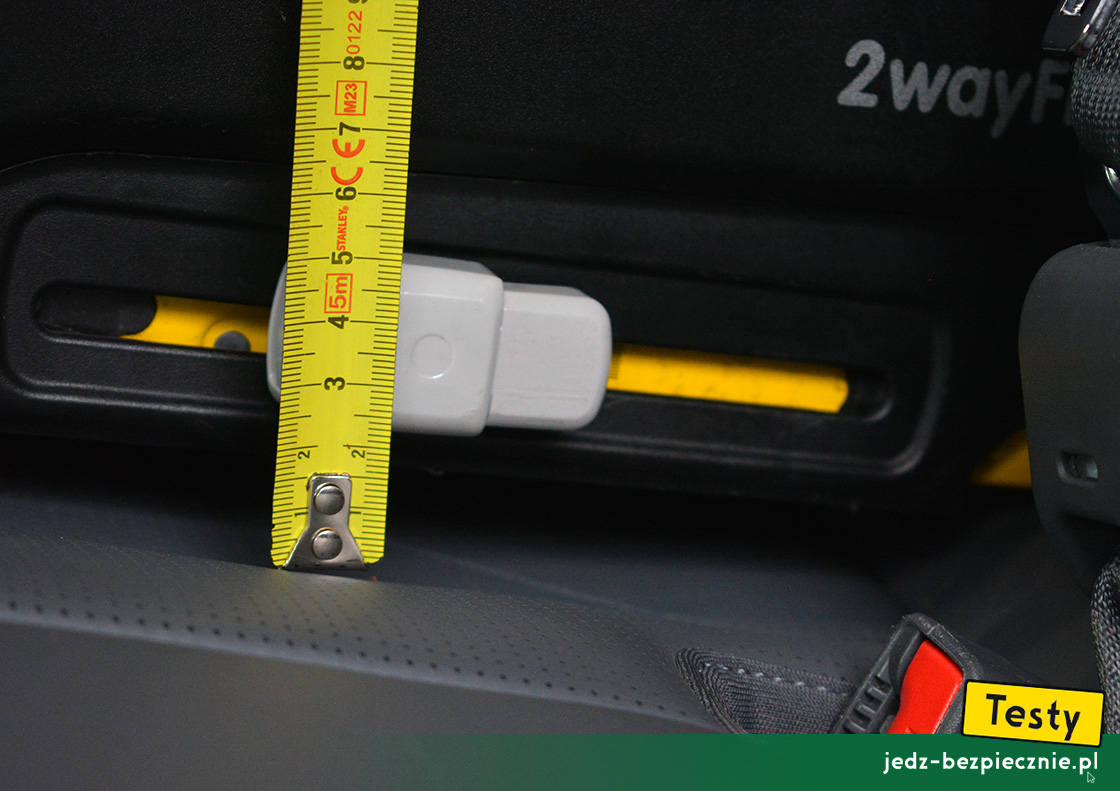 Testy - Kia EV3 - minusy: ustawienie zagłówka fotela